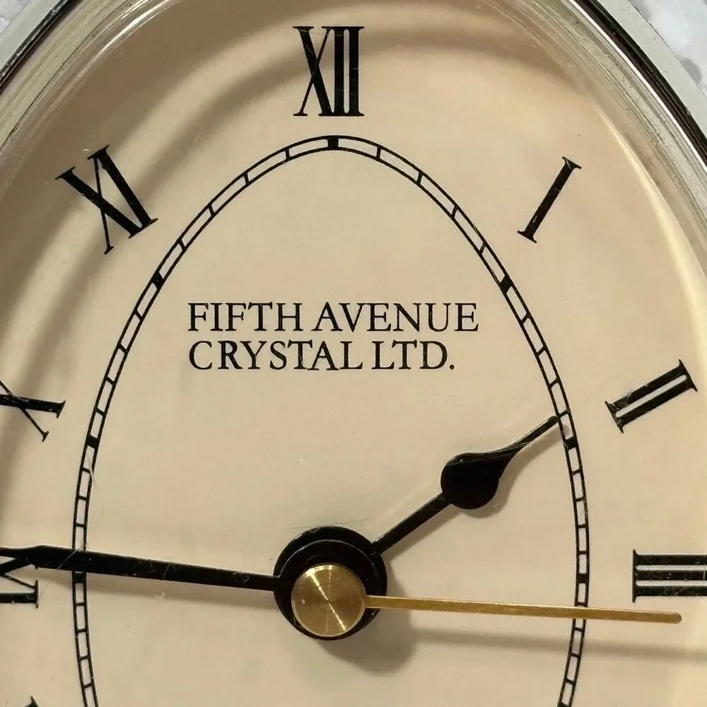 Oval Fifth Avenue Crystal Ltd Quartz Desk Clock w/ Roman Numerals & Clear Glass